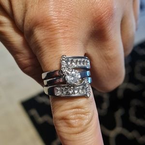 Beautiful 2 peice ring